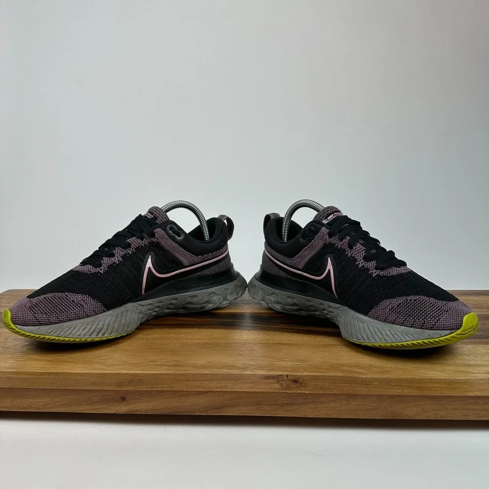 Womens Nike React Infinity Run Flyknit 2 Violet Dust Sneakers Shoes Size 9 M GUC